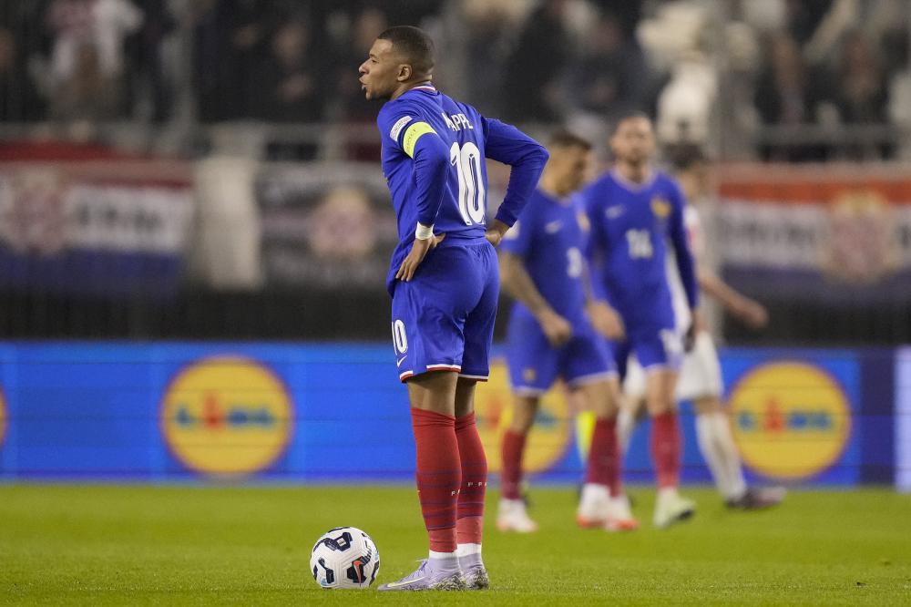 2026澳网亚太区外卡赛女单决赛：哈萨克斯坦选手迪亚斯·扎里娜夺冠